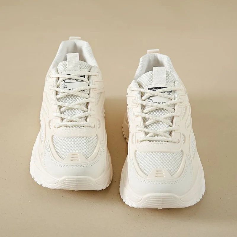 white tennis shoes women